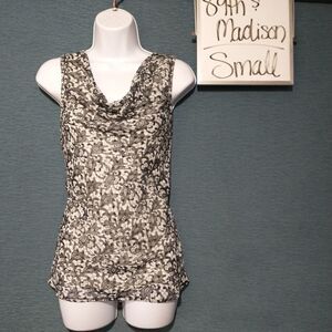 89th & Madison sleeveless lined blouse